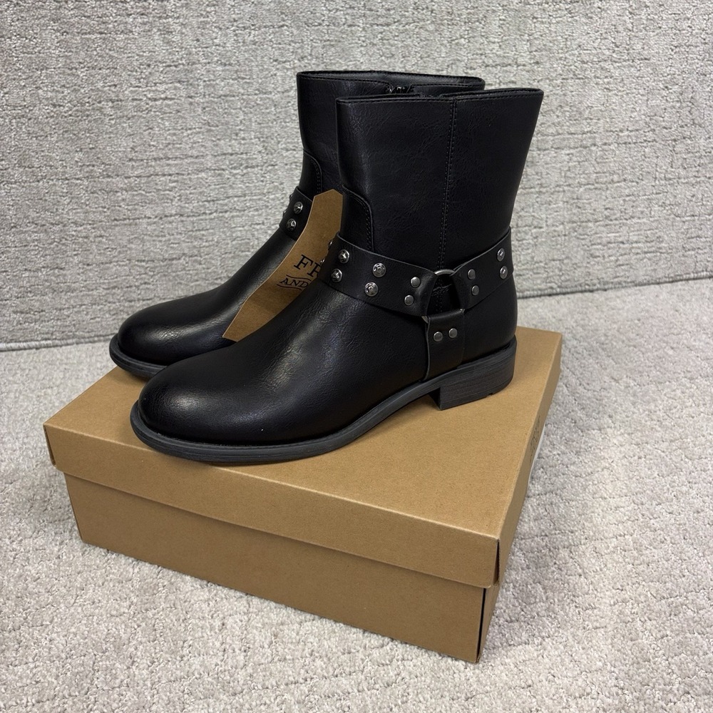 Frye & Co Conley Womens Black Studded Harness Ankle Boots Moto Biker Booties 9.5